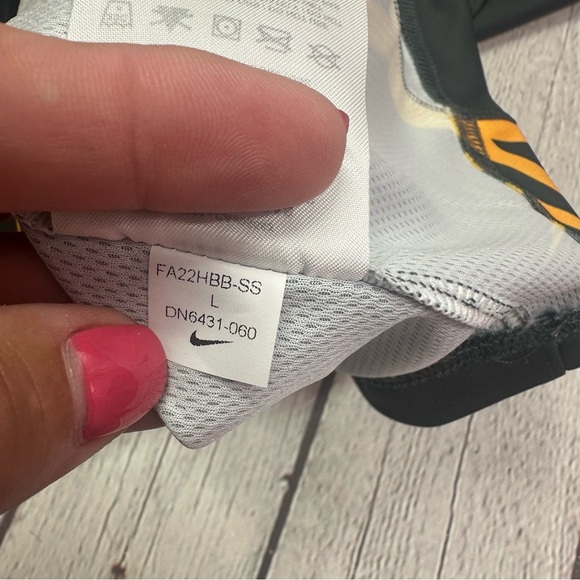 Nike Iowa hawkeyes basketball Jersey men's sz L DN6431 collegiate fandom - Picture 7 of 7